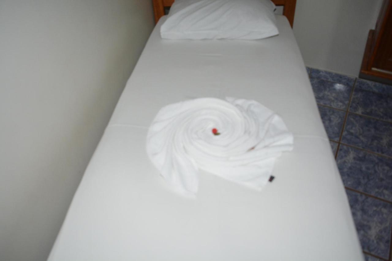 Hotel Anita Ariquemes Esterno foto